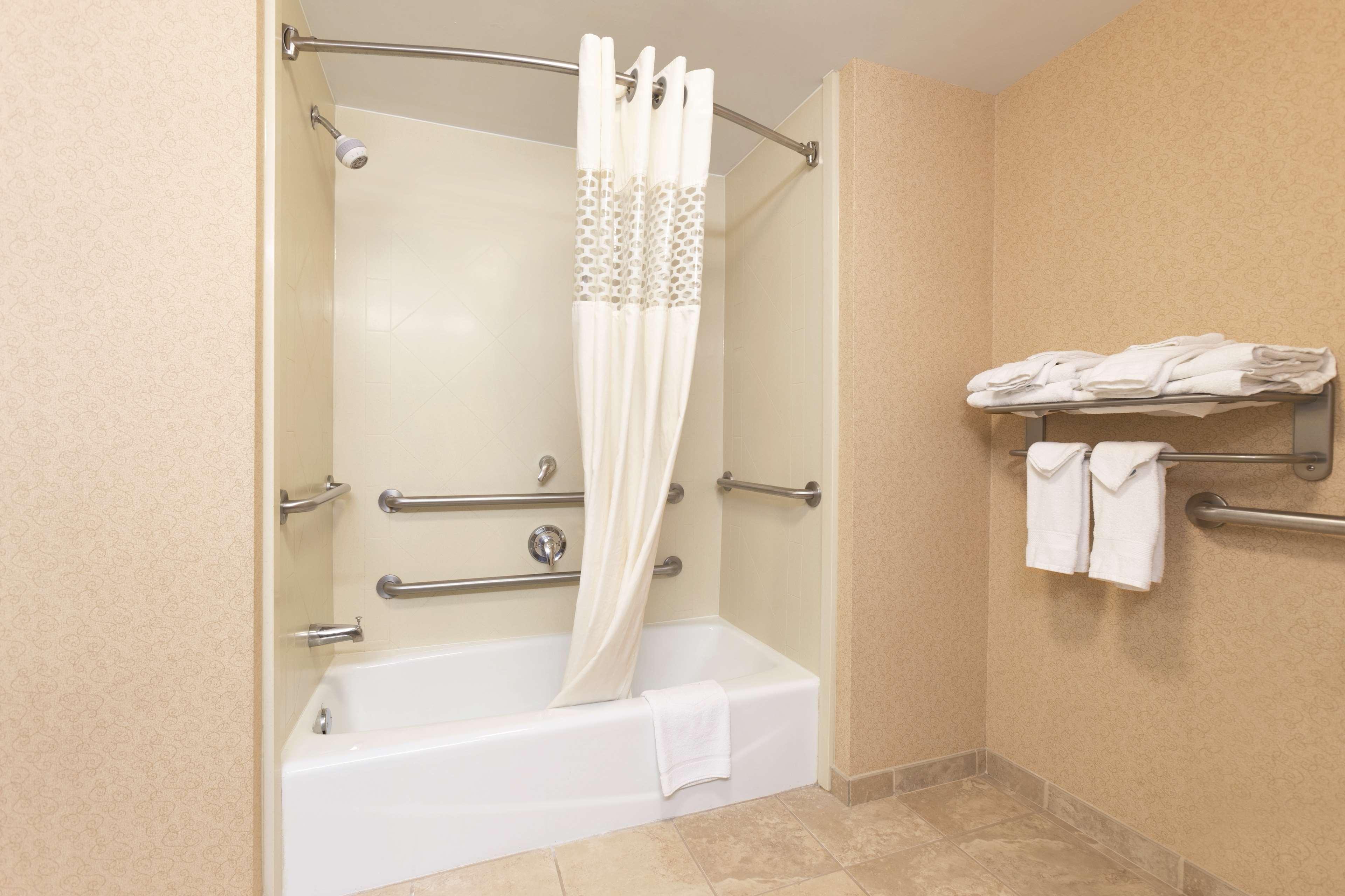 Hampton Inn & Suites Greenfield Eksteriør bilde
