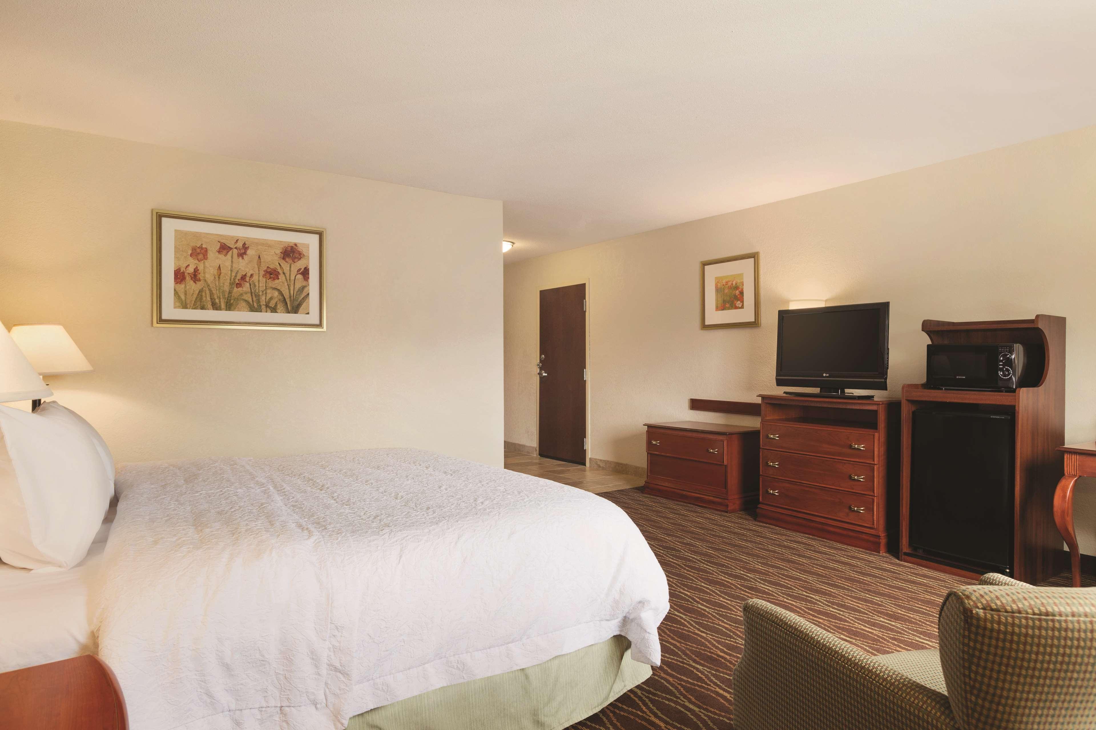 Hampton Inn & Suites Greenfield Eksteriør bilde