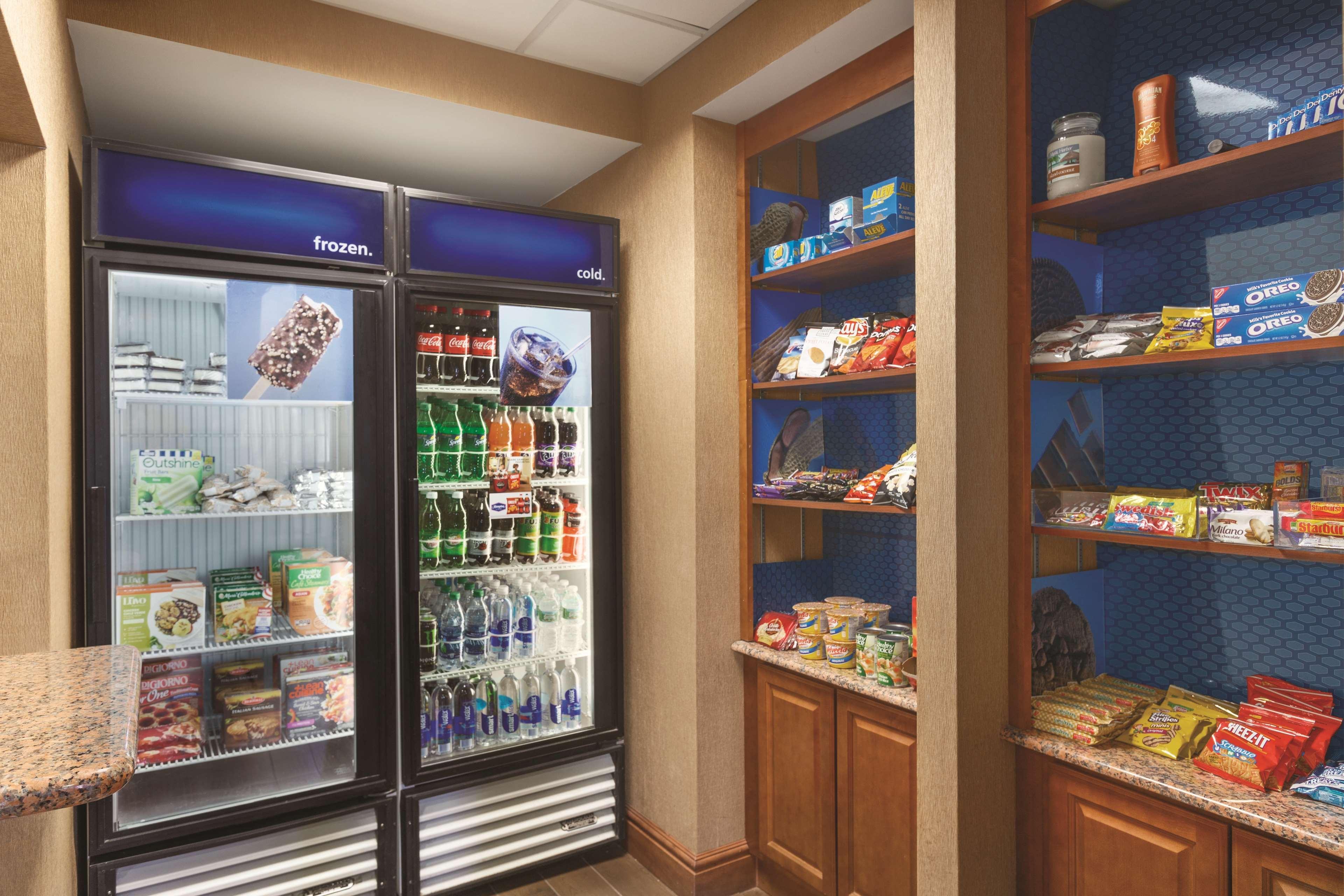 Hampton Inn & Suites Greenfield Eksteriør bilde