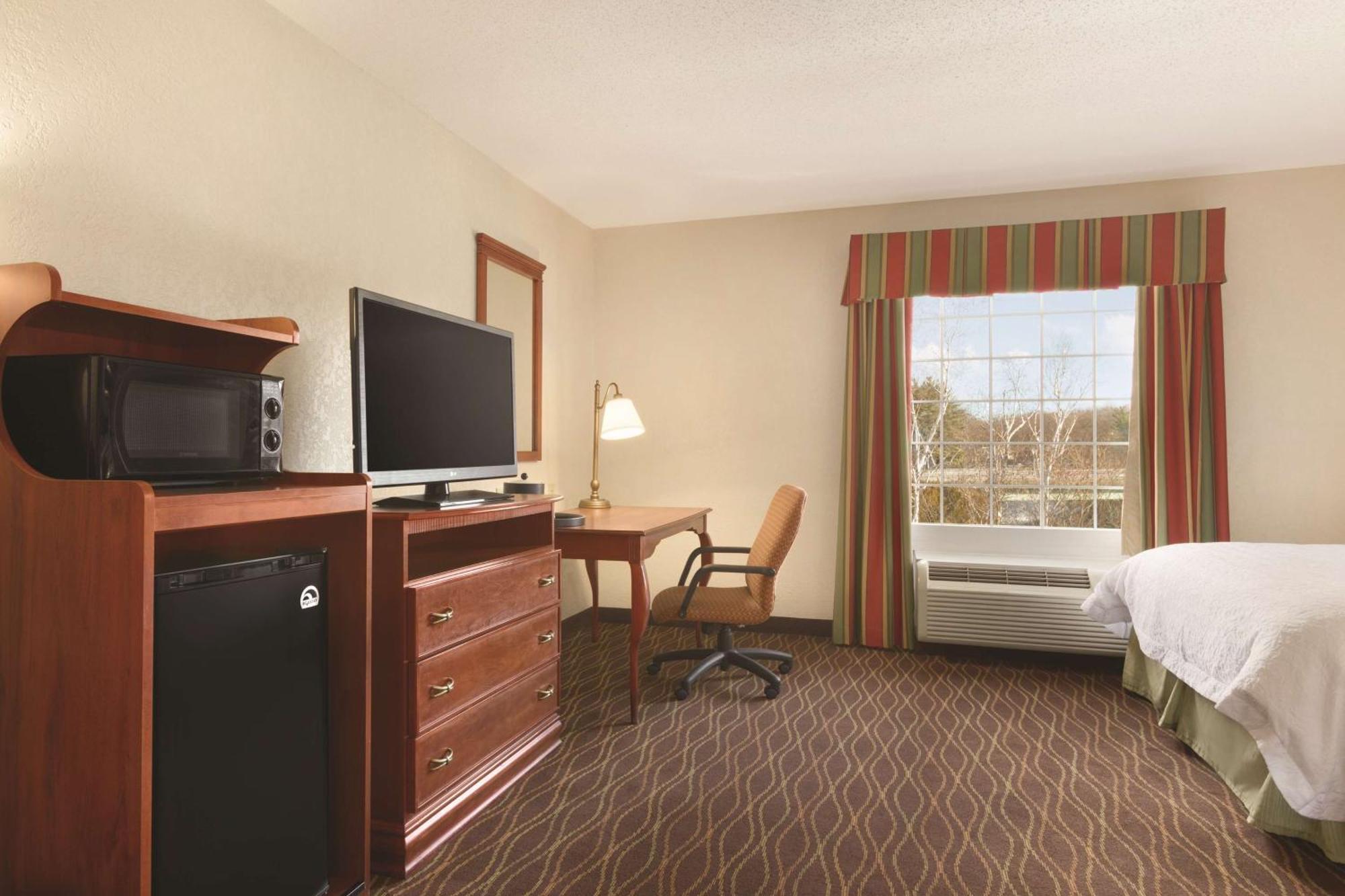 Hampton Inn & Suites Greenfield Eksteriør bilde