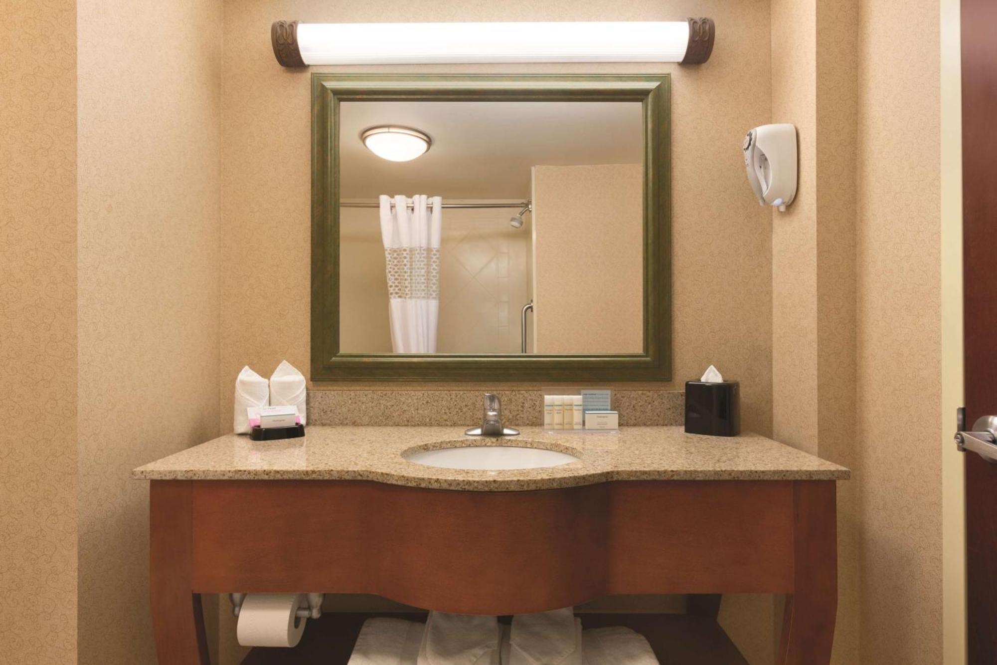 Hampton Inn & Suites Greenfield Eksteriør bilde
