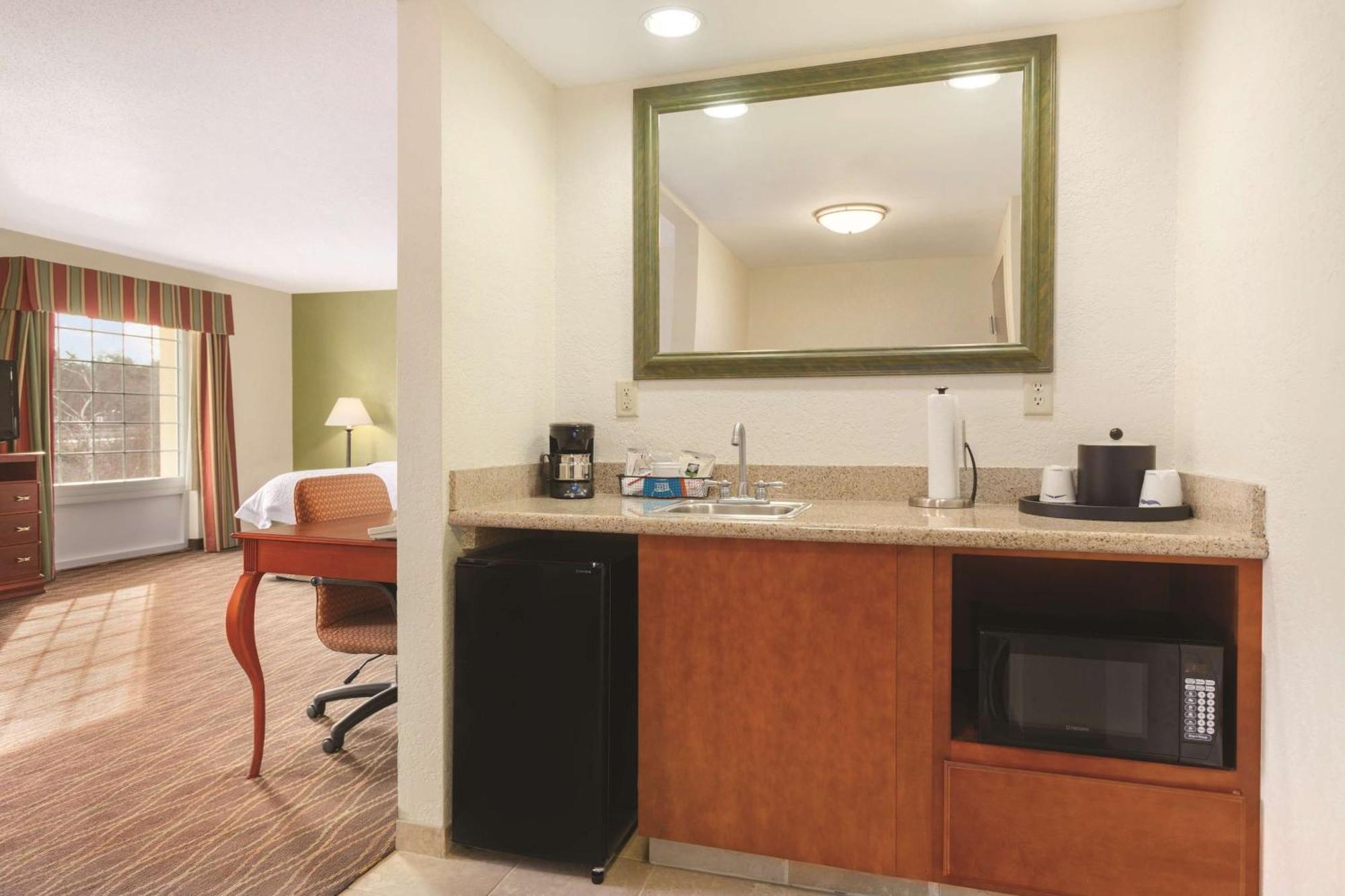 Hampton Inn & Suites Greenfield Eksteriør bilde