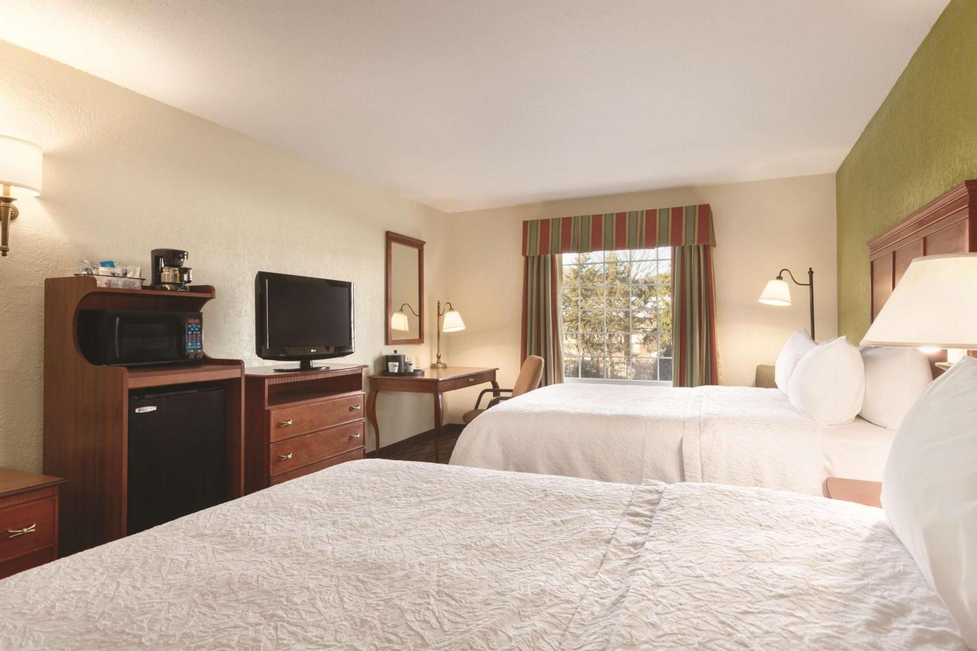 Hampton Inn & Suites Greenfield Eksteriør bilde