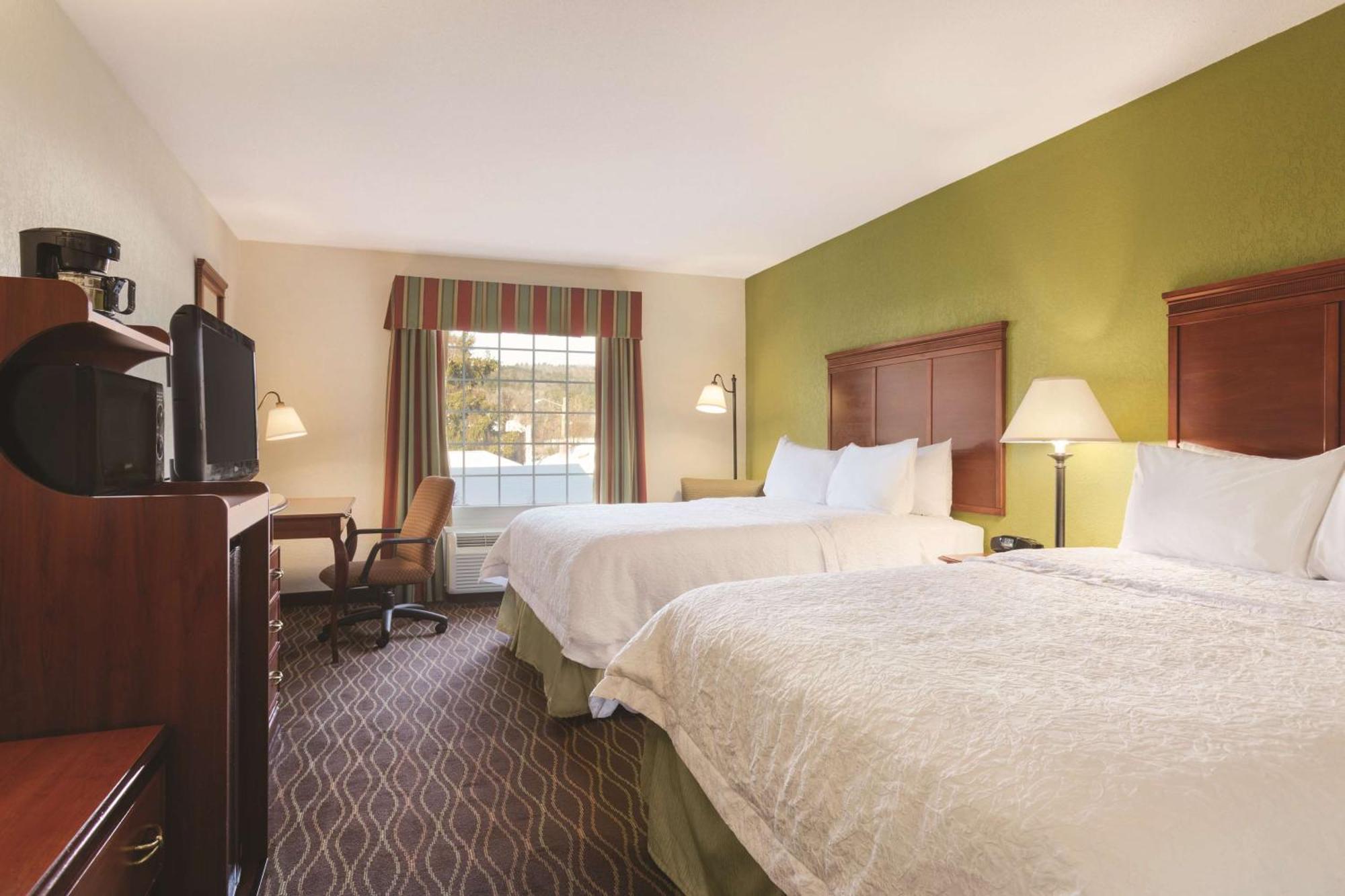 Hampton Inn & Suites Greenfield Eksteriør bilde