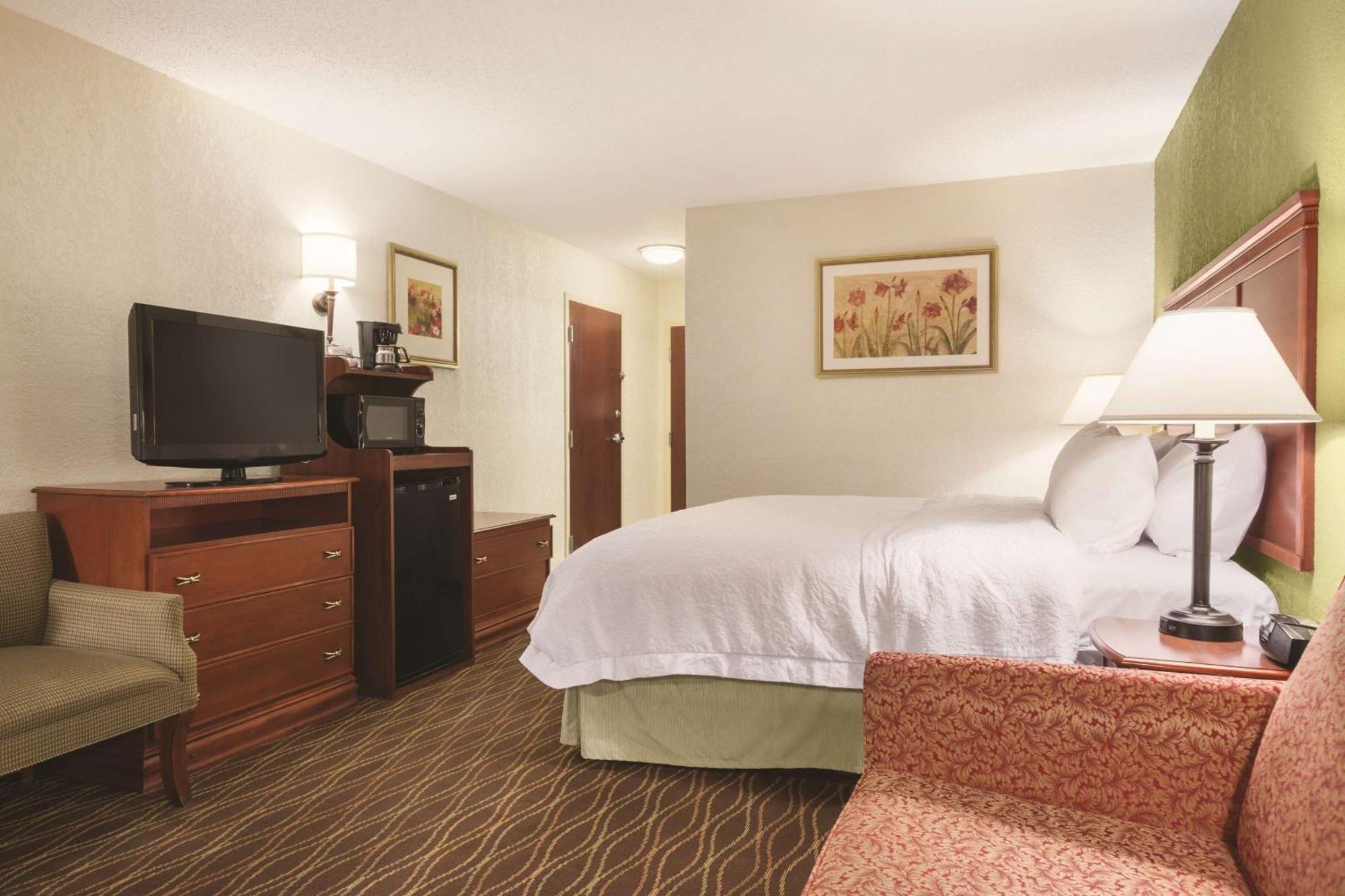 Hampton Inn & Suites Greenfield Eksteriør bilde