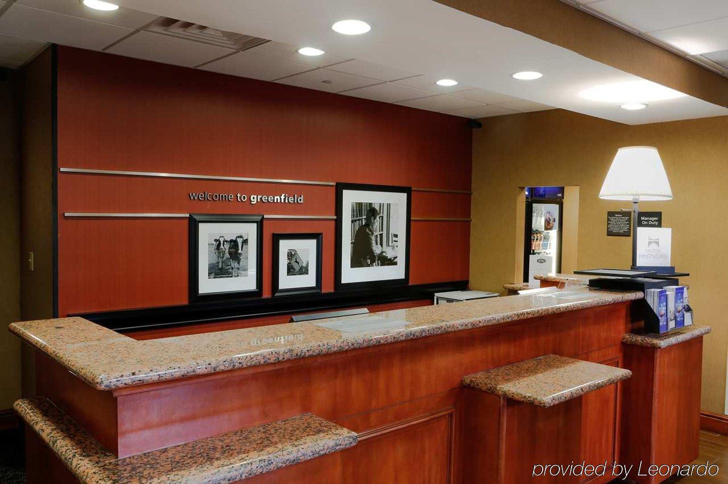 Hampton Inn & Suites Greenfield Eksteriør bilde