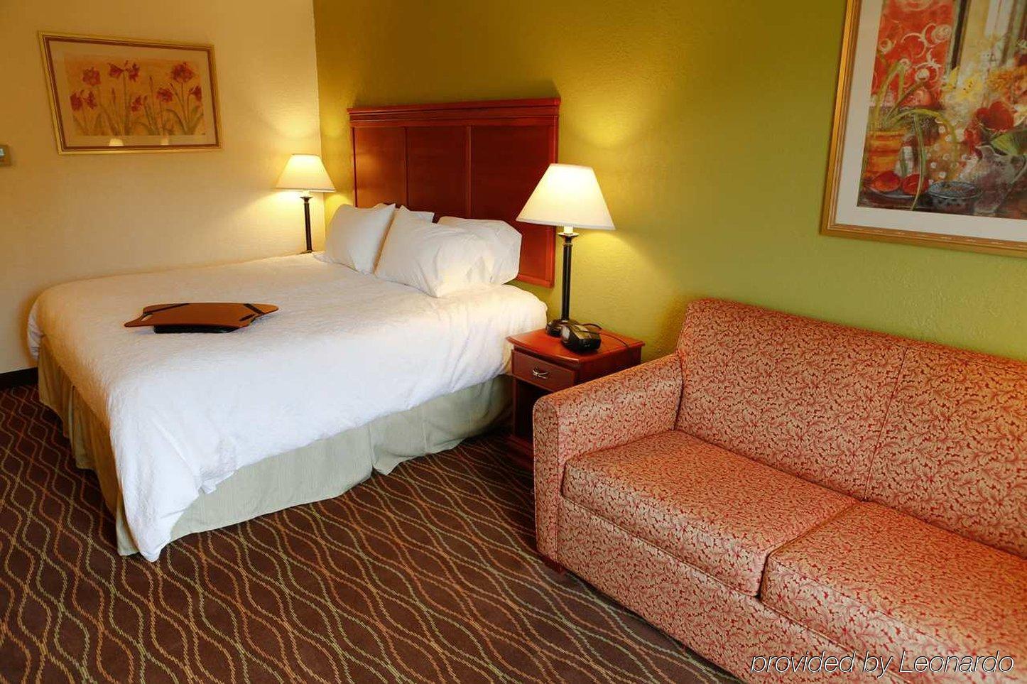 Hampton Inn & Suites Greenfield Eksteriør bilde