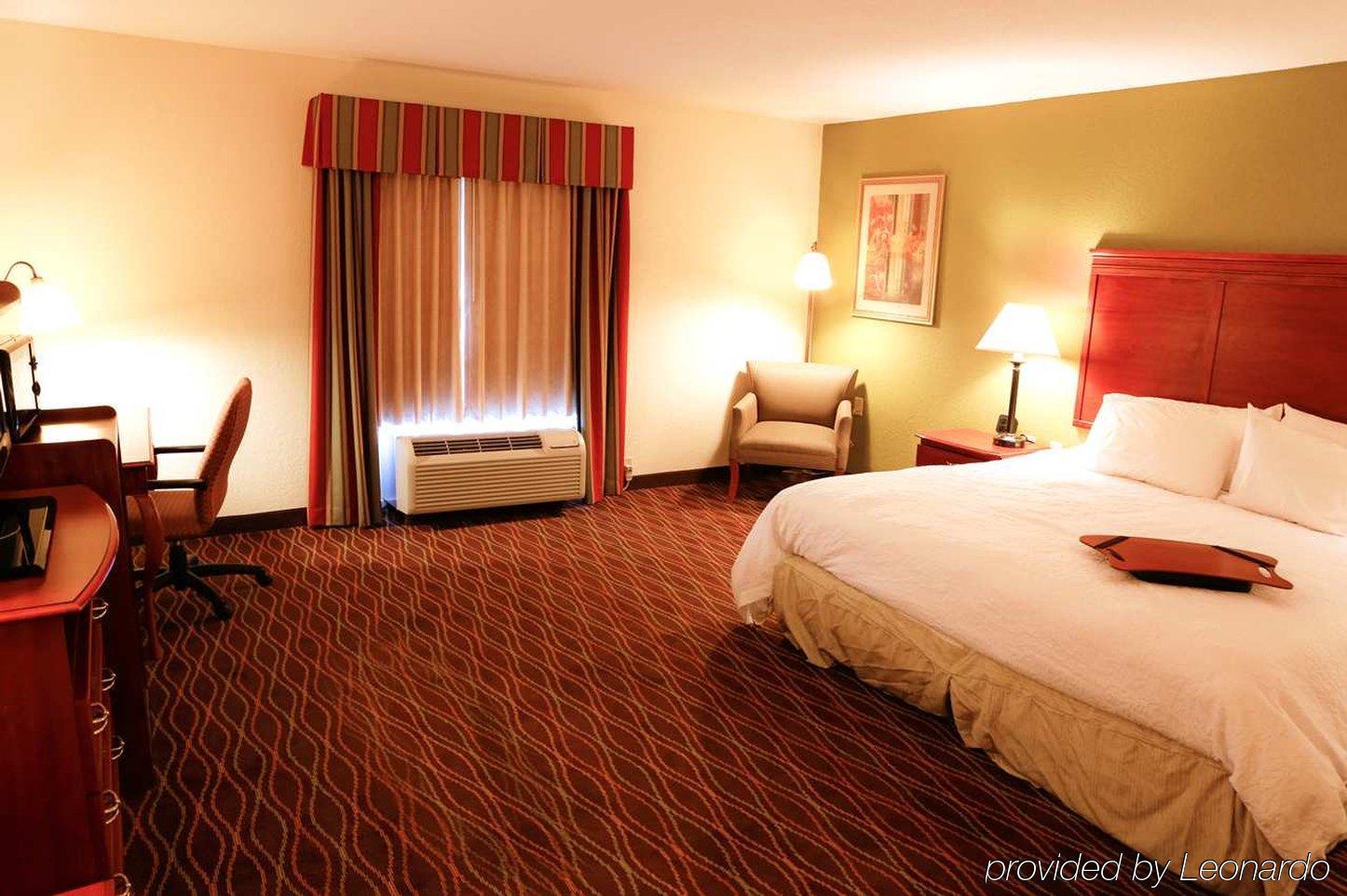 Hampton Inn & Suites Greenfield Eksteriør bilde