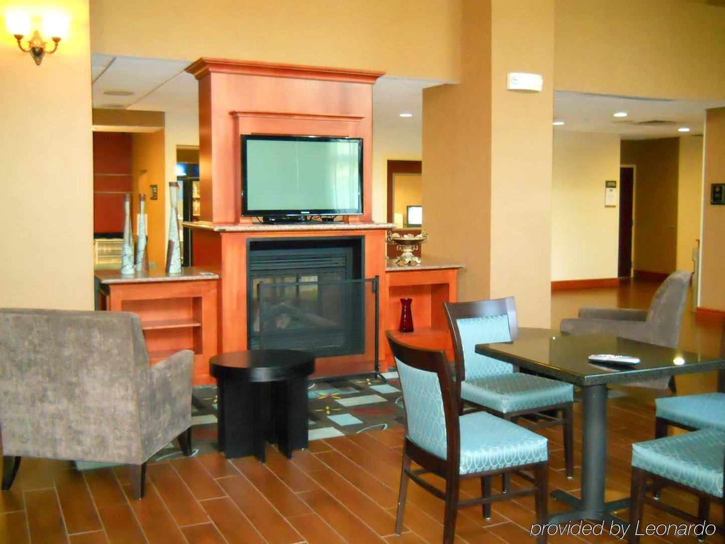 Hampton Inn & Suites Greenfield Eksteriør bilde